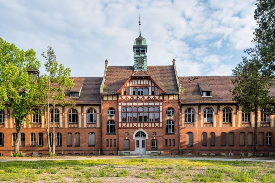 Zandersaal im Badehaus Kultur Beelitz-Heilstätten